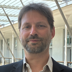 portrait of Gaël Le Mens